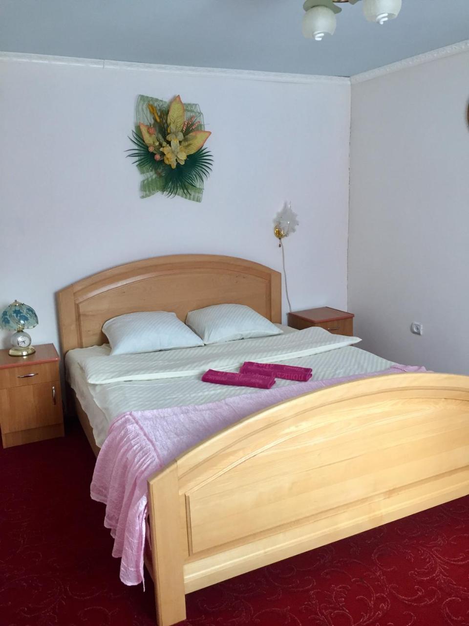 Guest House Karpaty 亚列姆切 外观 照片