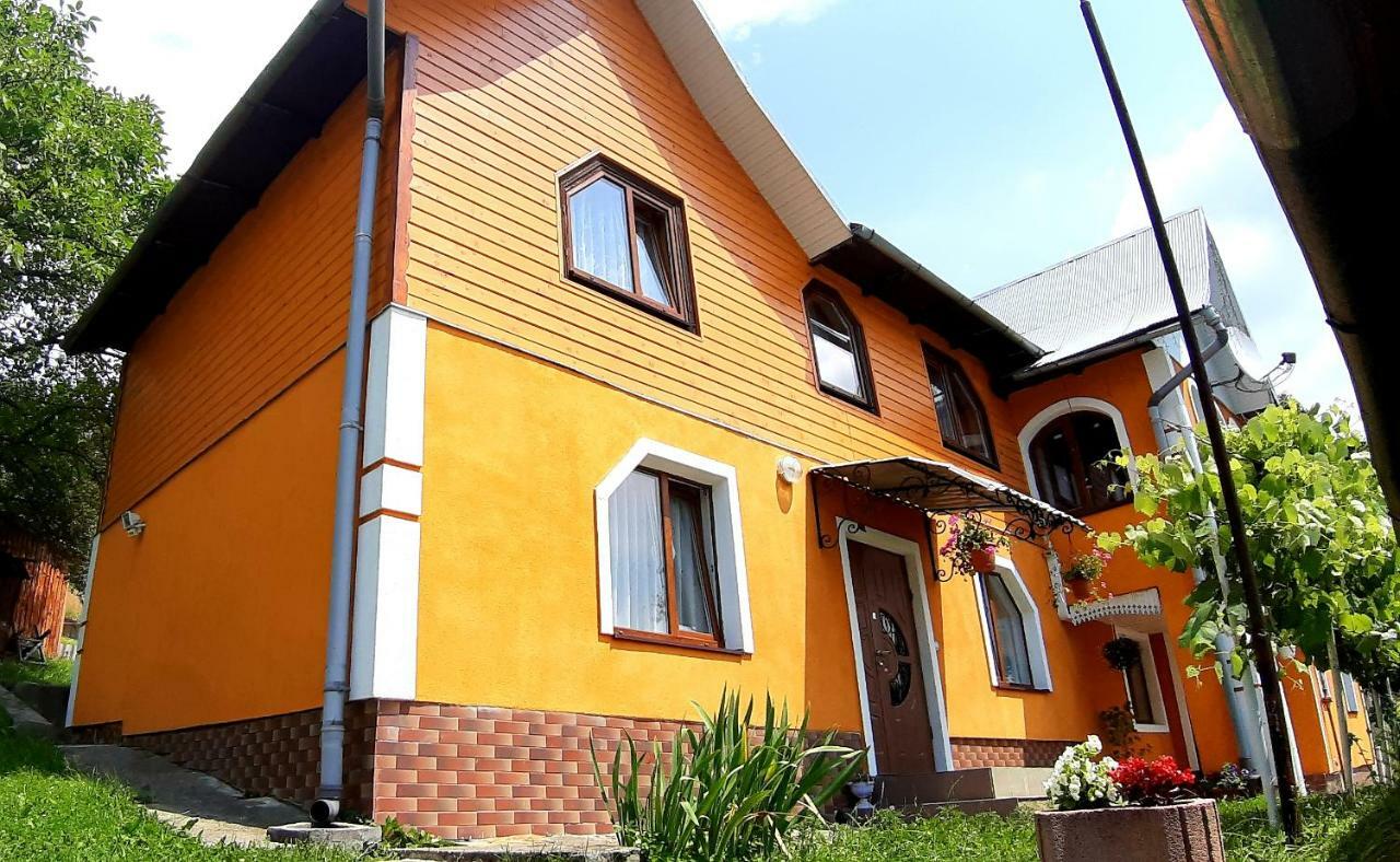 Guest House Karpaty 亚列姆切 外观 照片